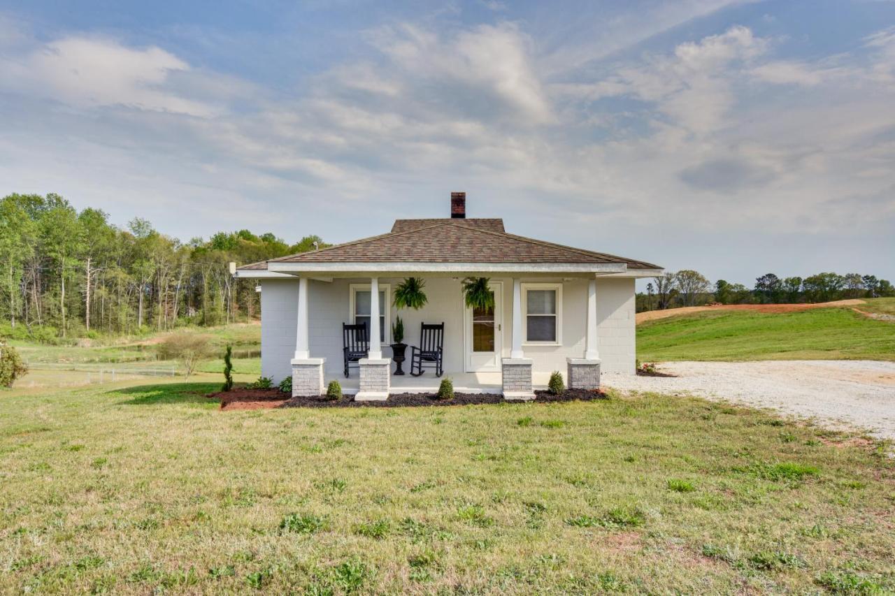 Cozy Fair Play Home With Deck 4 Mi To Lake Hartwell! Екстер'єр фото