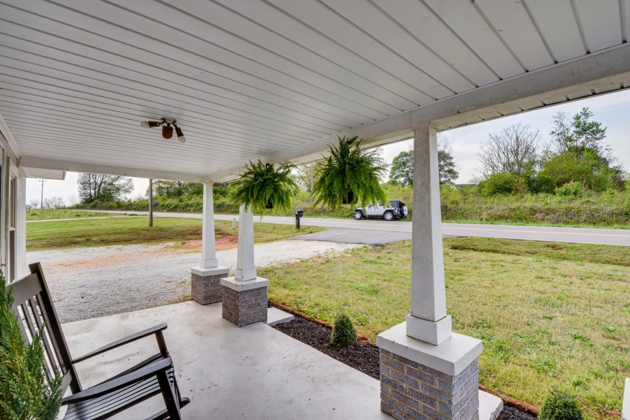Cozy Fair Play Home With Deck 4 Mi To Lake Hartwell! Екстер'єр фото